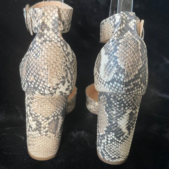 Madden Girl Saaxon Womens Heeled Sandal 7M Snake Print Pointed Toe Block Heel - Picture 5 of 10